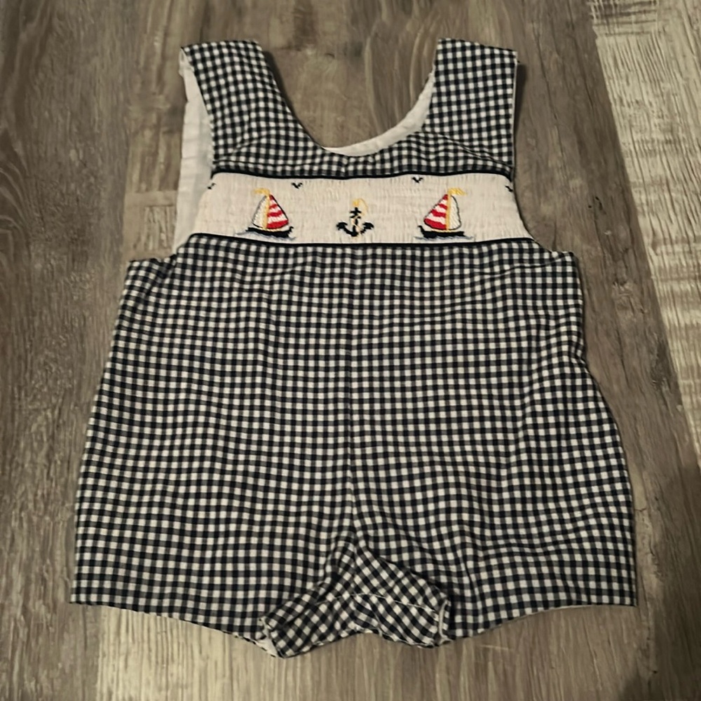 House of Hatten Inc. Size 3 mo Months Smocked Outfit
